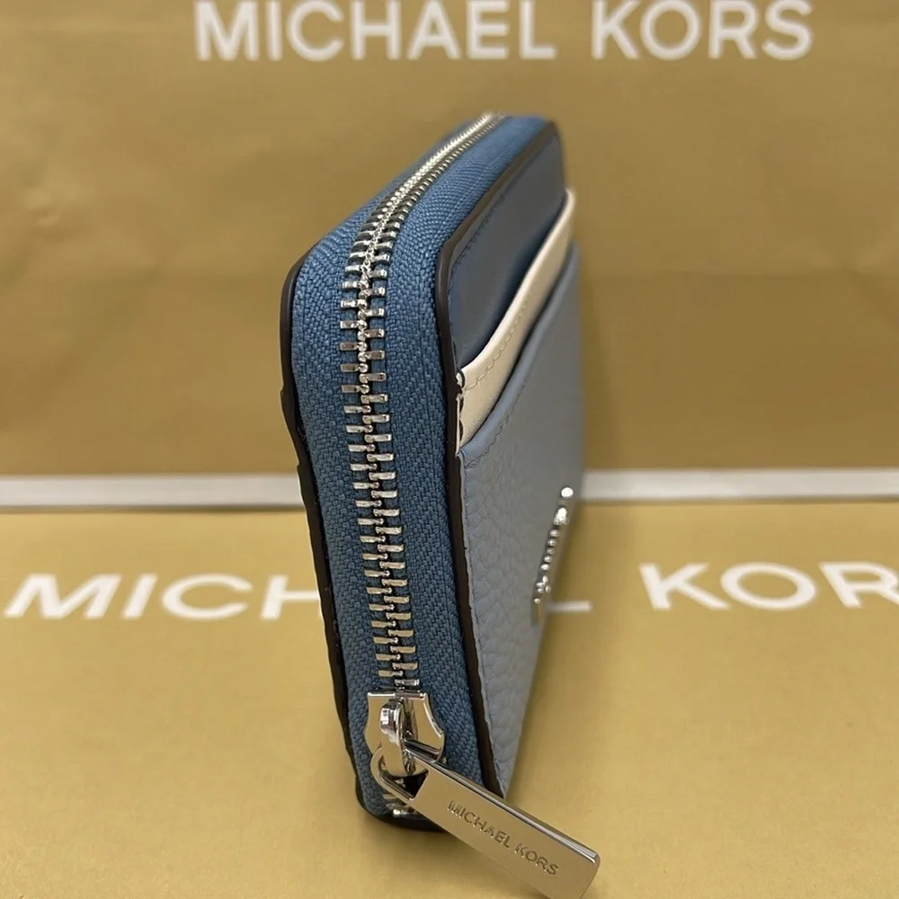 Michael Kors stylish michael